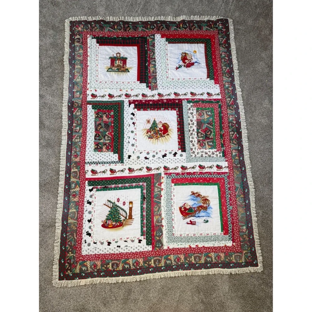 Vintage Cottage Christmas Patchwork Quilt Santa Claus Holiday Lace Trim‎ 72x49